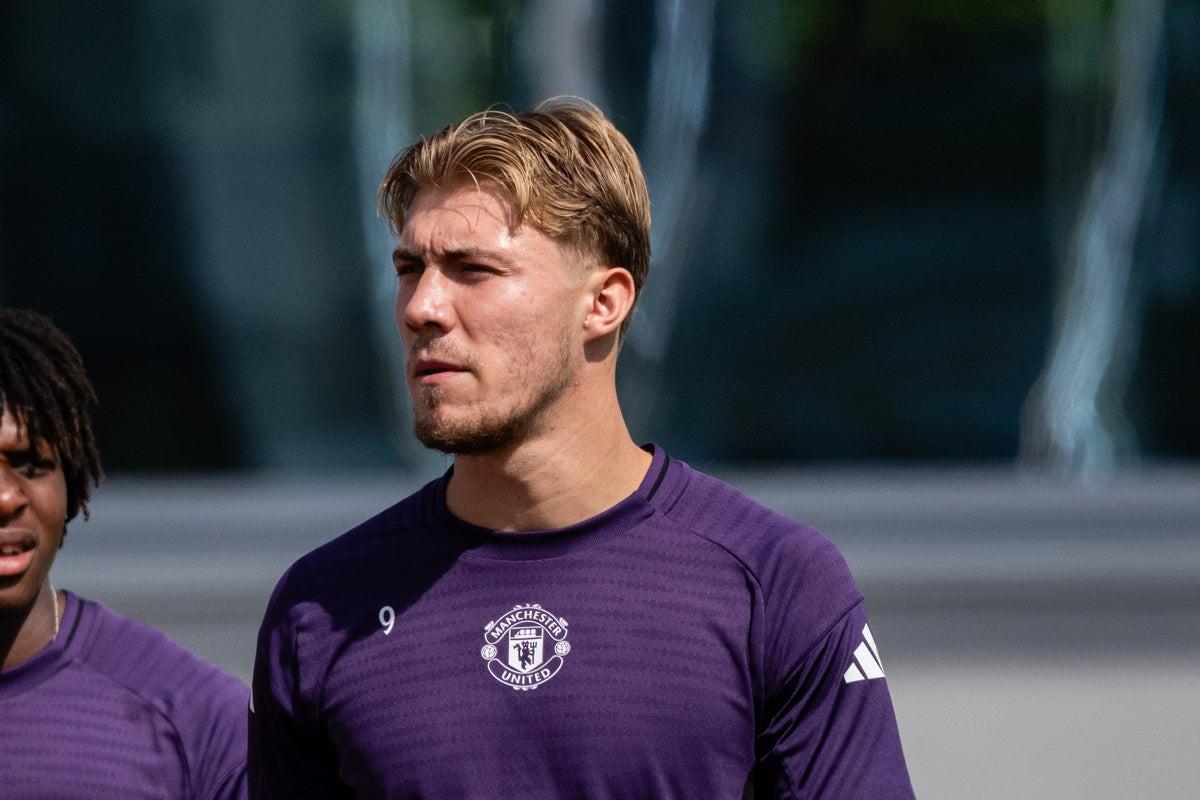 独立报:富勒姆询问了霍伊伦的情况,曼联想让球员去国外