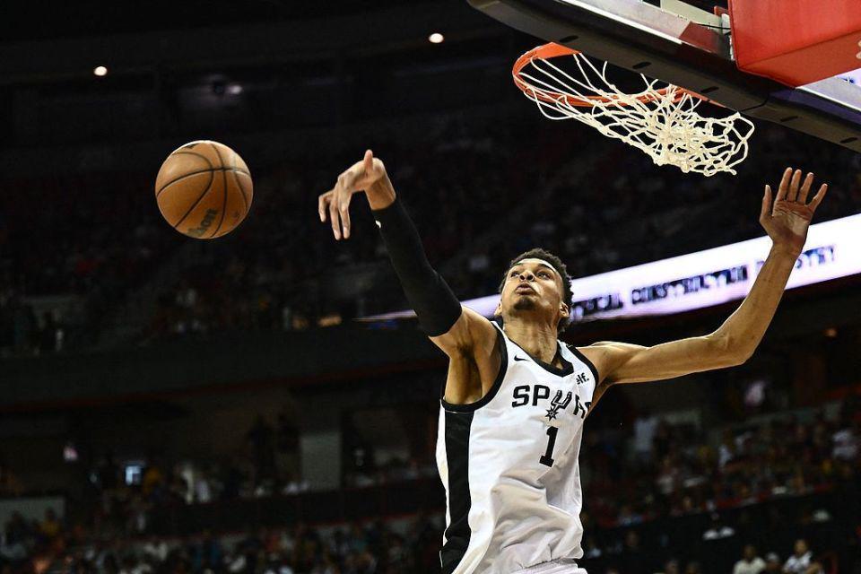 官方赛程-美媒发布NBA中锋分档图！杨瀚森队友克林根在第五档 申京第二档